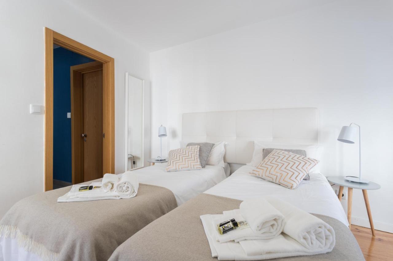 Apartments Center Alfama Lisbon Bagian luar foto
