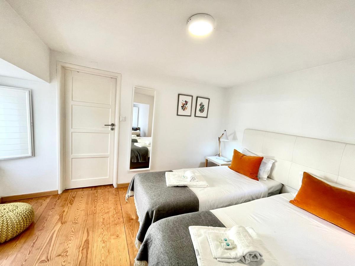Apartments Center Alfama Lisbon Bagian luar foto