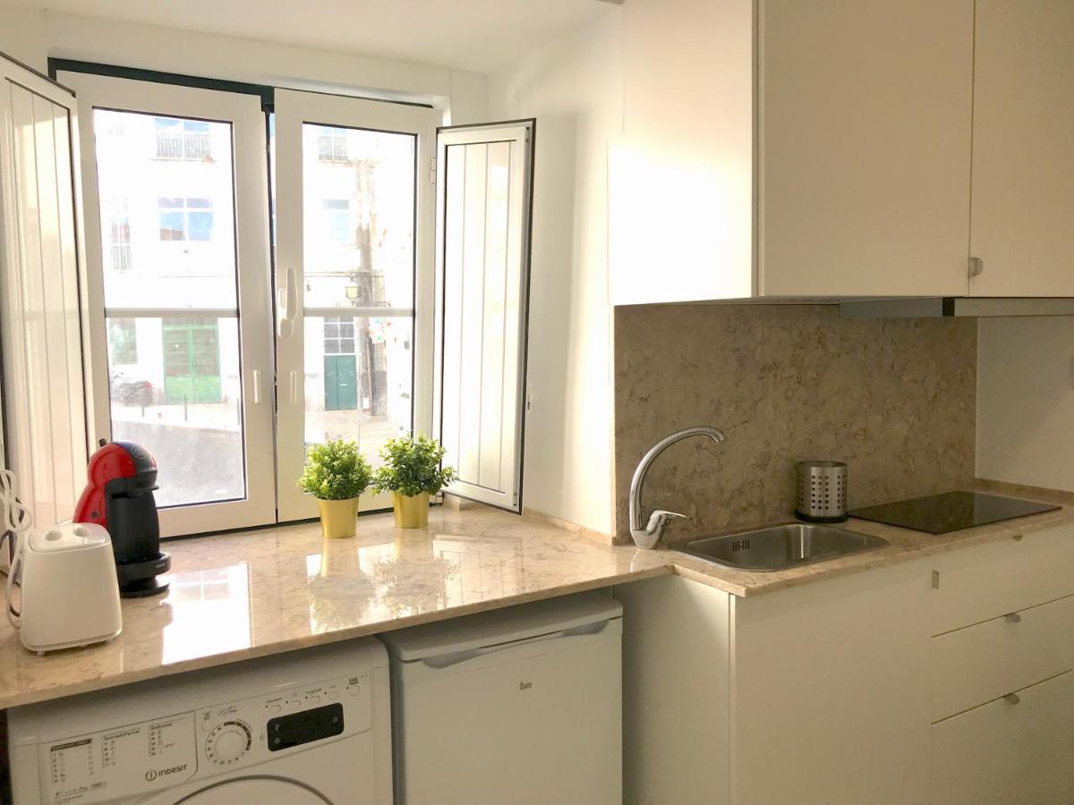 Apartments Center Alfama Lisbon Bagian luar foto