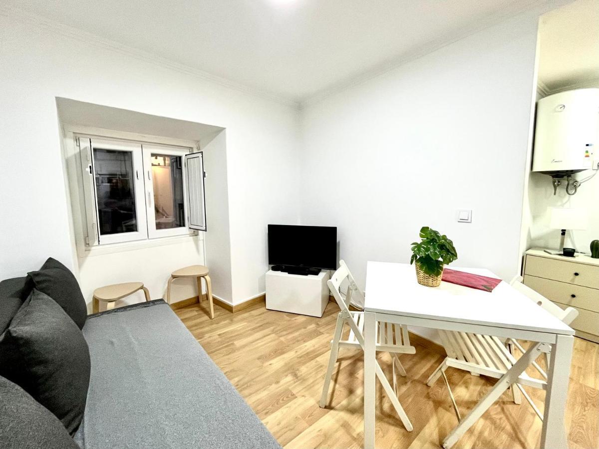 Apartments Center Alfama Lisbon Bagian luar foto