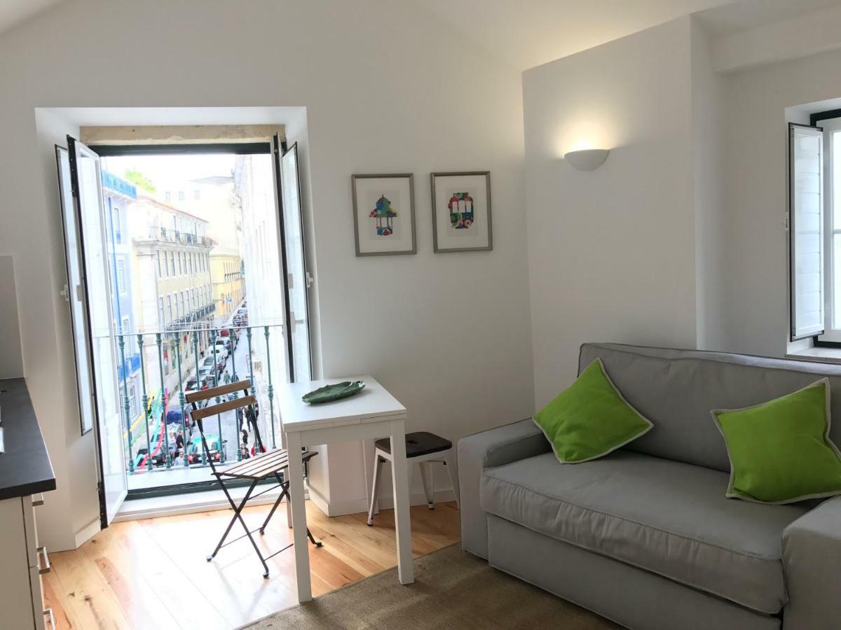 Apartments Center Alfama Lisbon Bagian luar foto